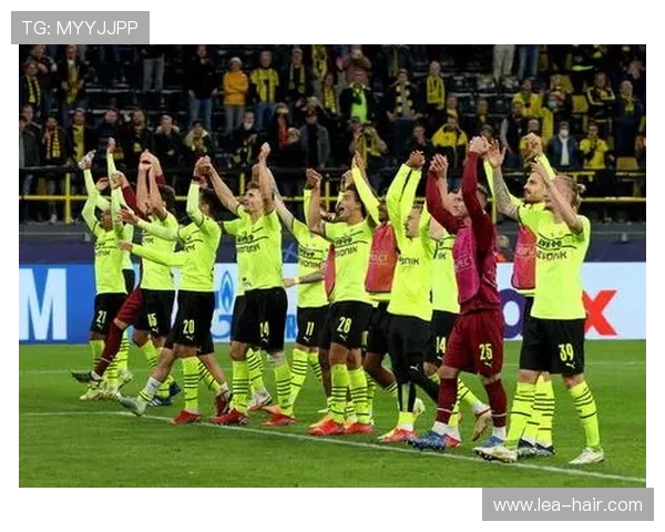 开云足球直播提供高清流畅的比赛画面和专业解说满足足球迷的观看需求